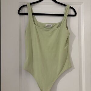 Aritzia Babaton contour body suit